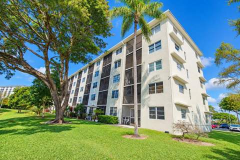 2230 N Cypress Bend Drive #410, Pompano Beach FL - photo 18 of 26