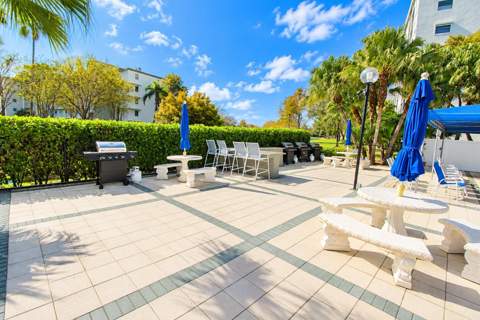 2230 N Cypress Bend Drive #410, Pompano Beach FL - photo 19 of 26