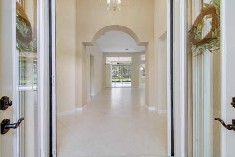 7603 Greenbrier Circle, Port St. Lucie FL - photo 7 of 80