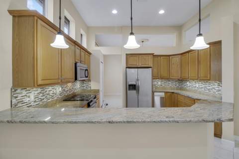 7603 Greenbrier Circle, Port St. Lucie FL - photo 14 of 80