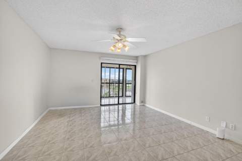 7370 S Oriole Boulevard #802, Delray Beach FL - photo 8 of 37