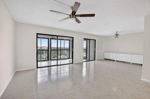 7370 S Oriole Boulevard #802, Delray Beach FL - photo 18 of 37