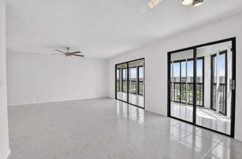 7370 S Oriole Boulevard #802, Delray Beach FL - photo 19 of 37