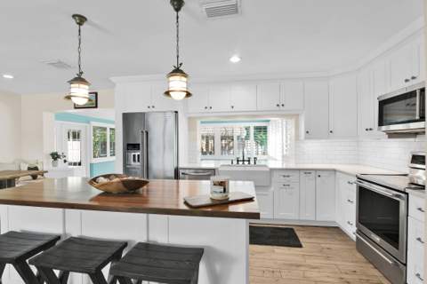 1017 SE 7th Street, Deerfield Beach FL - photo 9 of 50