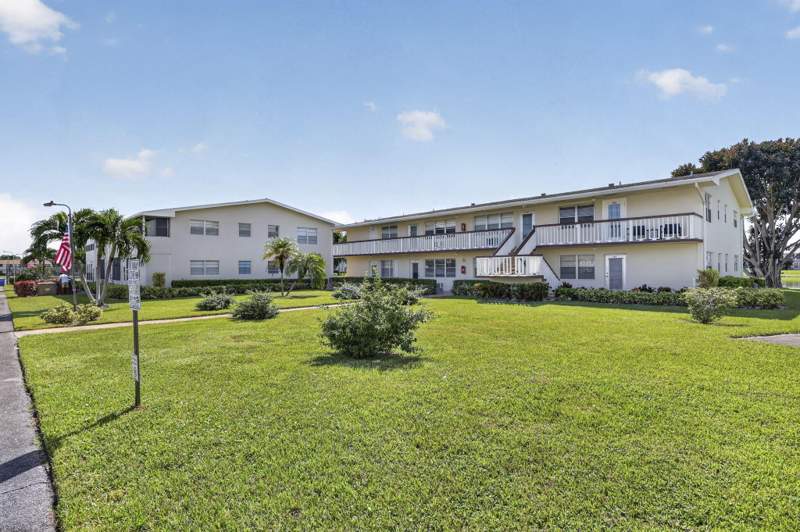 1 bedroom Condominium at 135 Somerset G, Somerset Condos, West Palm Beach — photo 3