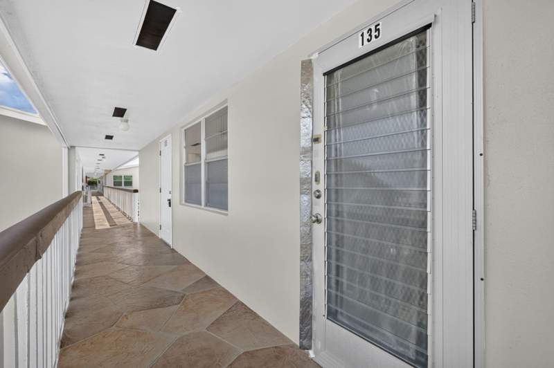 1 bedroom Condominium at 135 Somerset G, Somerset Condos, West Palm Beach — photo 5