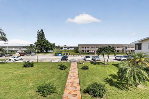 135 Somerset G, West Palm Beach FL - photo 7 of 50