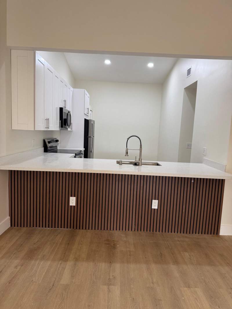 3 bedroom Single Family Residence at 1111 SW 111th Way, Scarborough I, Davie — photo 3
