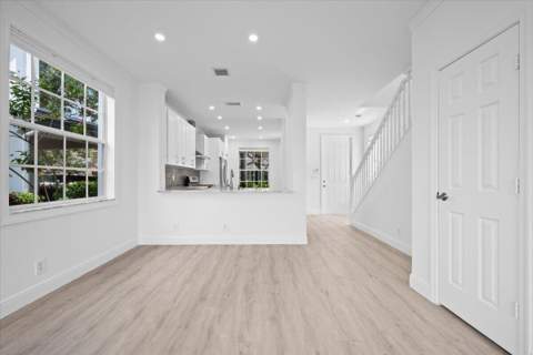 651 Castle Drive, Palm Beach Gardens FL - photo 14 of 74