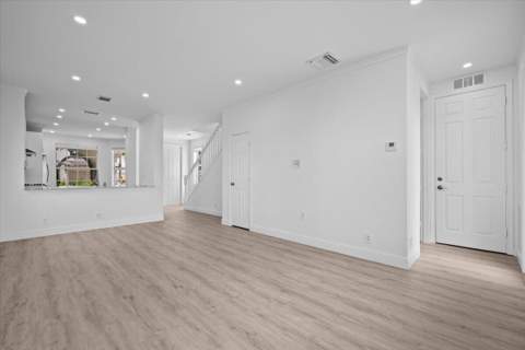 651 Castle Drive, Palm Beach Gardens FL - photo 12 of 74