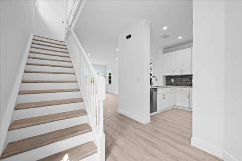 651 Castle Drive, Palm Beach Gardens FL - photo 21 of 74