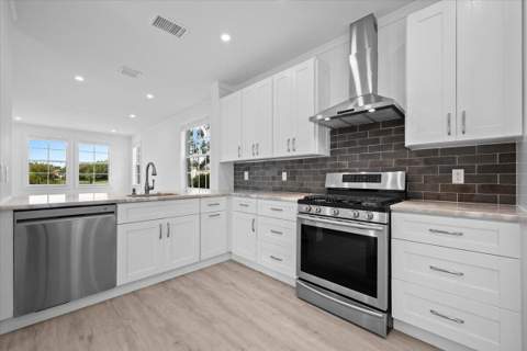 651 Castle Drive, Palm Beach Gardens FL - photo 16 of 74
