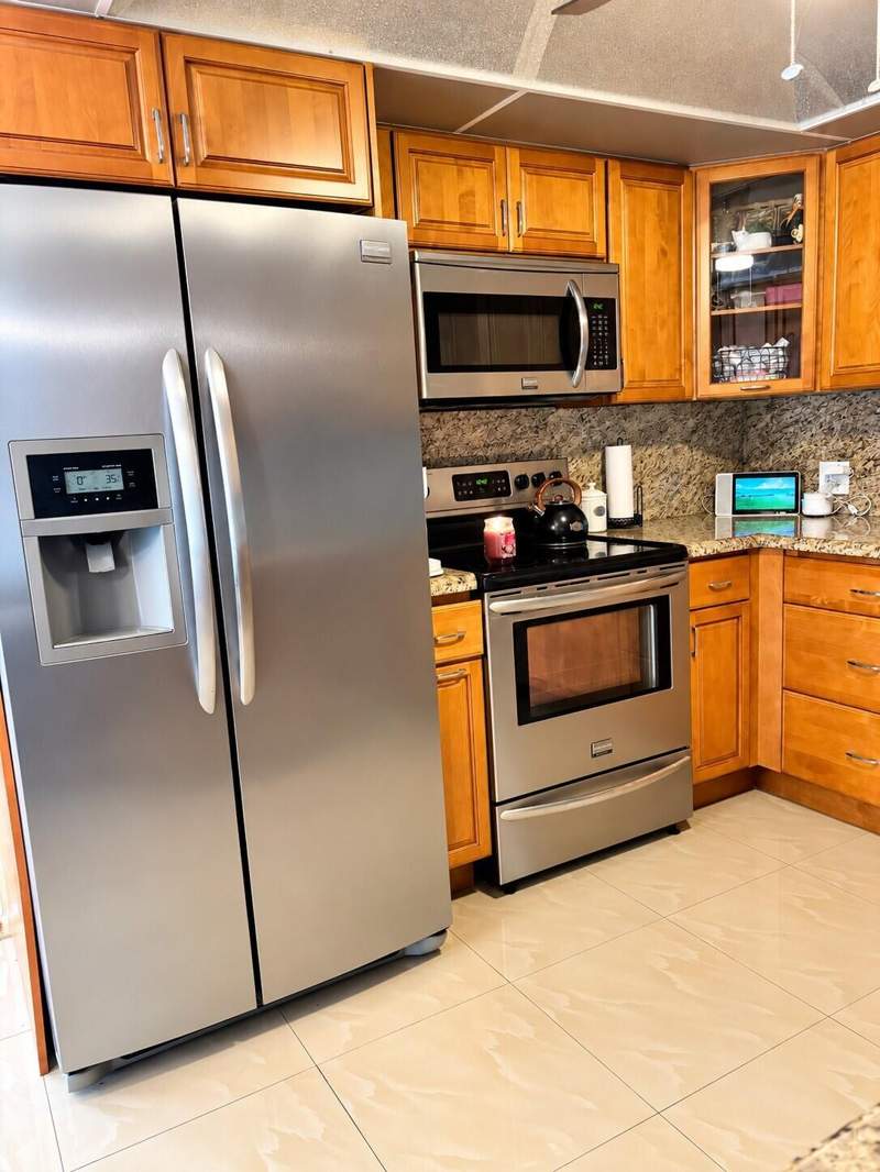 2 bedroom Condominium at 3004 Lincoln A #3004, Lincoln At Century Village Condo, Boca Raton — photo 3