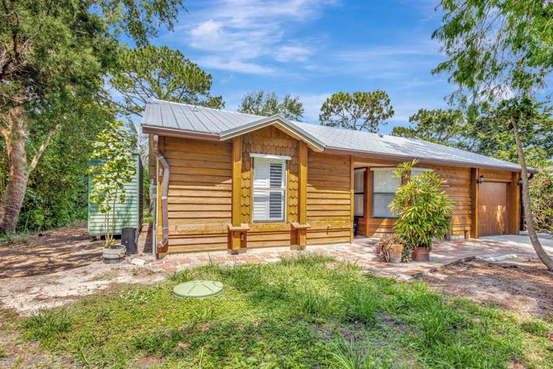 3 bedroom Single Family Residence at 2950 SW Bright Street, Port St Lucie Section 16, Port St. Lucie — photo 3