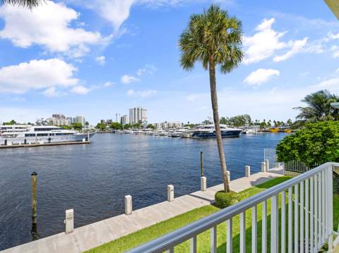3037 Harbor Drive #18, Fort Lauderdale FL - photo 18 of 27