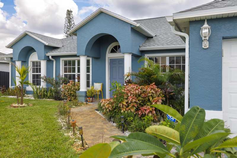 4 bedroom Single Family Residence at 4239 SW Callicoe Street, Port St Lucie Section 34, Port St. Lucie — photo 1