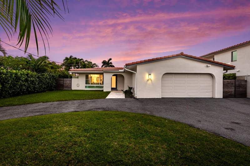 3 bedroom Single Family Residence at 2417 NE 19th Avenue, Middle River Manor, Wilton Manors — photo 3