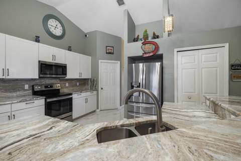 4239 SW Callicoe Street, Port St. Lucie FL - photo 16 of 53