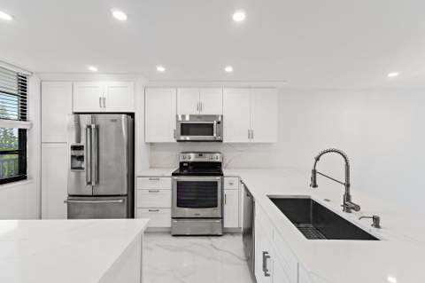 911 Ocean Drive #404, Juno Beach FL - photo 6 of 61