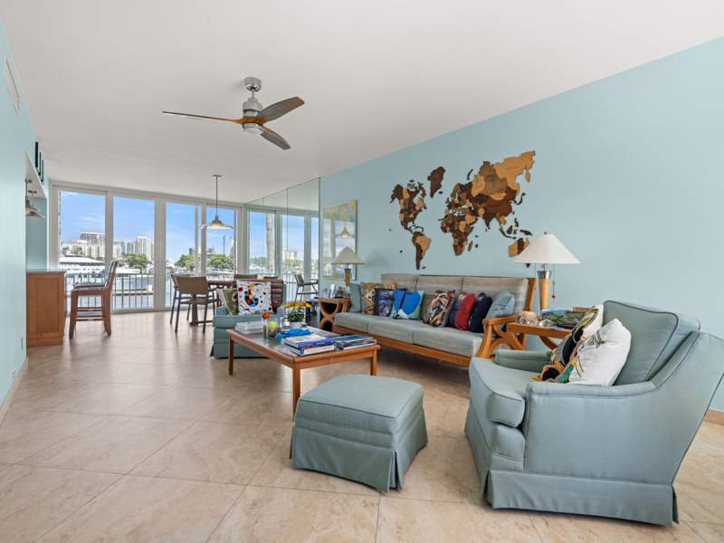 2 bedroom Stock Cooperative at 3037 Harbor Drive #18, Bahia Vista Co-Op, Fort Lauderdale — photo 3