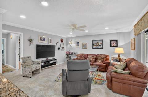 22233 Larkspur Trail, Boca Raton FL - photo 18 of 42