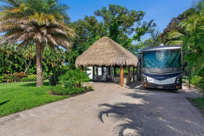 1 bedroom Condominium at 157 N Cortez Drive, Aztec Rv Resort Land Condo, Margate — photo 2