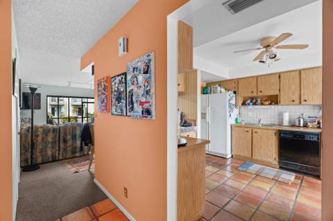 643 Kensington Place #643, Wilton Manors FL - photo 10 of 24