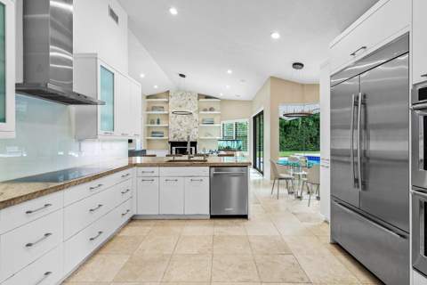 5844 Saint Annes Way, Boca Raton FL - photo 12 of 42
