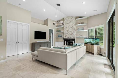 5844 Saint Annes Way, Boca Raton FL - photo 15 of 42