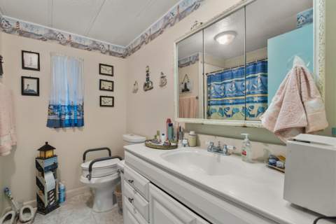 123 La Vaughn Circle, Jensen Beach FL - photo 15 of 24