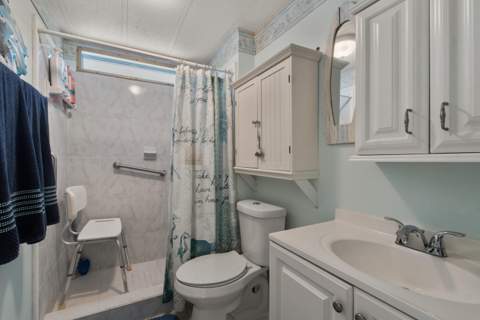 123 La Vaughn Circle, Jensen Beach FL - photo 18 of 24
