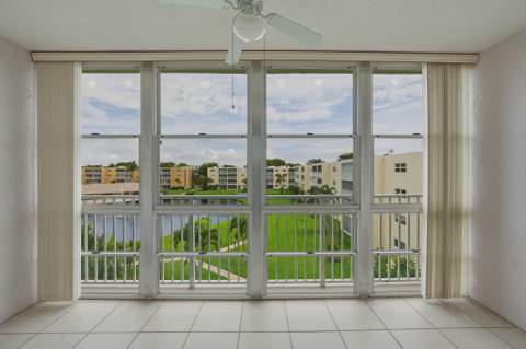 205 SE 11th Terrace, Dania Beach FL - photo 7 of 22