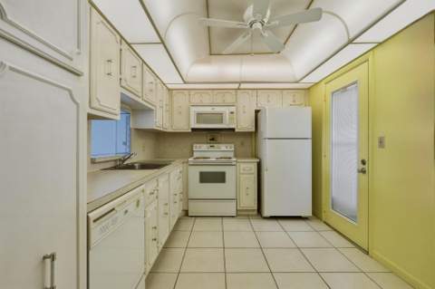 205 SE 11th Terrace, Dania Beach FL - photo 11 of 22