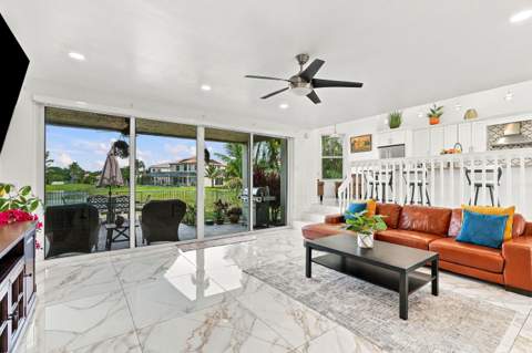 2755 Misty Oaks Circle, Royal Palm Beach FL - photo 9 of 47