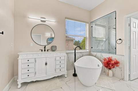 2755 Misty Oaks Circle, Royal Palm Beach FL - photo 20 of 47