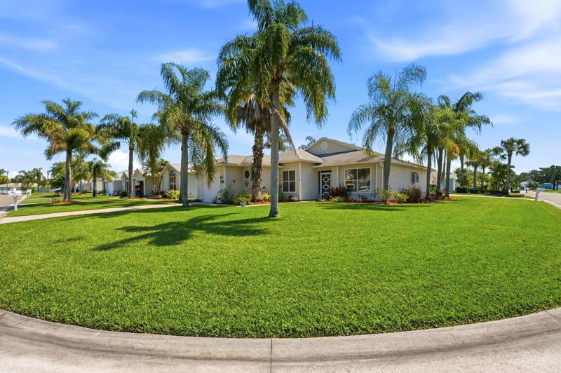 2 bedroom Single Family Residence at 5930 Foxtail Way, Palm Grove Subdivision, Fort Pierce — photo 5