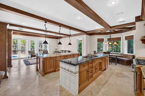 67 Royal Palm Drive, Fort Lauderdale FL - photo 9 of 111