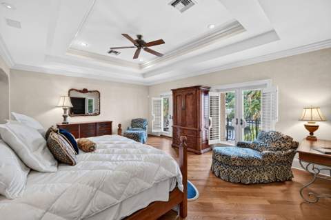 67 Royal Palm Drive, Fort Lauderdale FL - photo 10 of 111