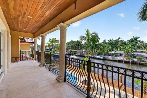 67 Royal Palm Drive, Fort Lauderdale FL - photo 12 of 111