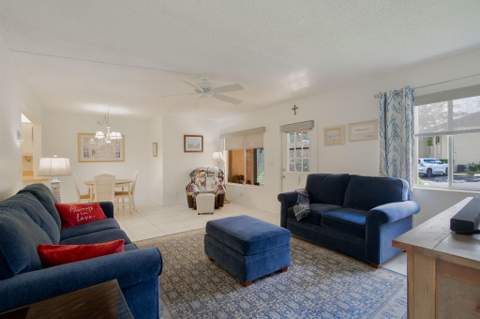 136 Lake Pine Circle #A1, Greenacres FL - photo 7 of 33