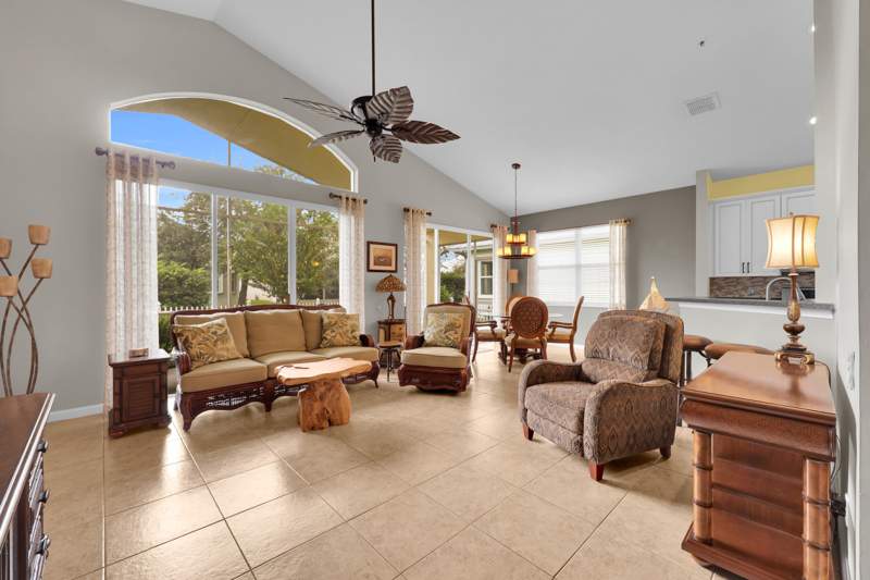 3 bedroom Single Family Residence at 131 NW Berkeley Avenue, Magnolia Lakes At St Lucie West Phase 2, Port St. Lucie — photo 5