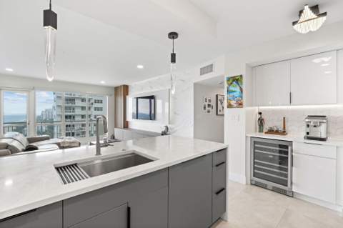 133 N Pompano Beach Boulevard #Ph-11, Pompano Beach FL - photo 10 of 43