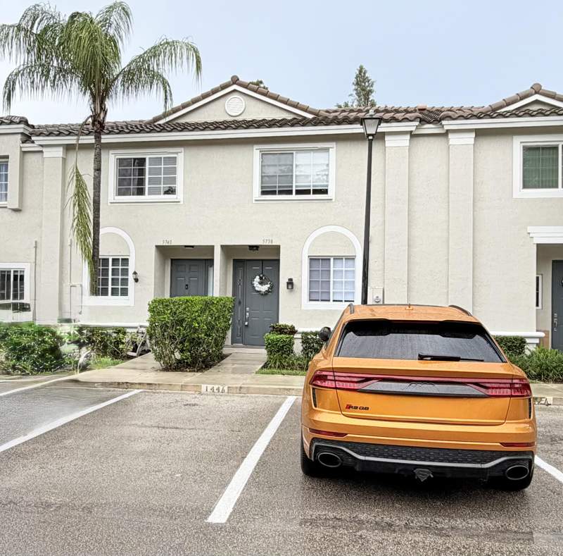 2 bedroom Townhouse at 5738 NW 48th Avenue, Sawgrass Exchange Plat, Coconut Creek — photo 2