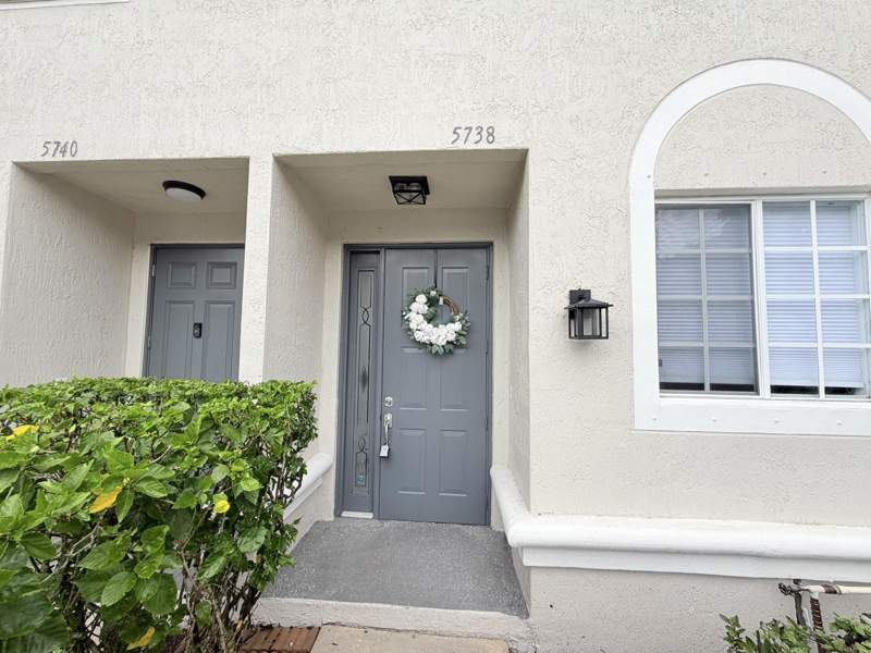 2 bedroom Townhouse at 5738 NW 48th Avenue, Sawgrass Exchange Plat, Coconut Creek — photo 3