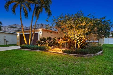 1242 Meadows Boulevard, Weston FL - photo 17 of 100