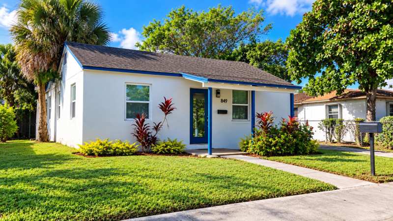 4 bedroom Single Family Residence at 849 W 2nd Street #A, Riviera Beach Heights Add 3, Riviera Beach — photo 1
