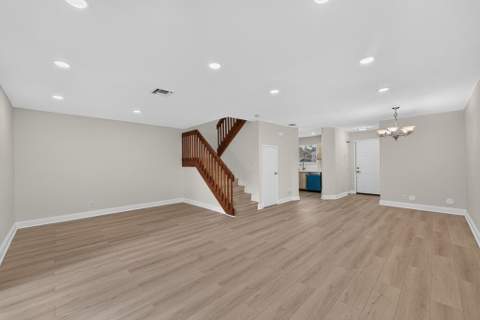 1317 Sussex Drive, North Lauderdale FL - photo 8 of 36