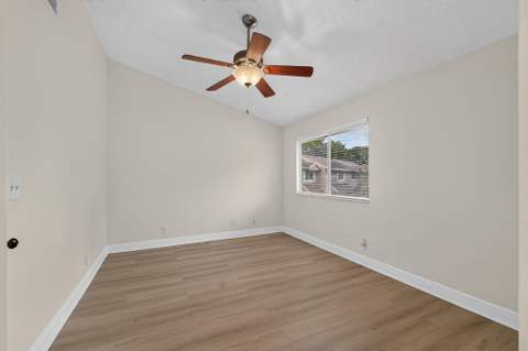 1317 Sussex Drive, North Lauderdale FL - photo 19 of 36