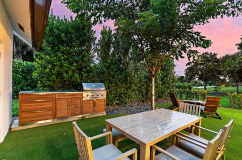 4456 Hickory Drive, Palm Beach Gardens FL - photo 8 of 54