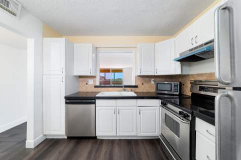 408 NW 68th Avenue #502, Plantation FL - photo 6 of 34